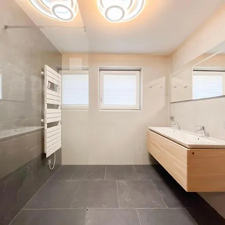 Sunnyside Mountain * Sankt Martin (Salzburg)